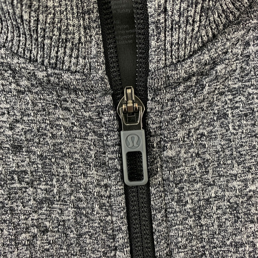 Lululemon Engineered Warmth Jacket Men Large Gray… - image 2